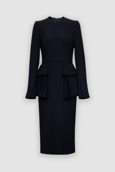 Melna krepa vilnas midi kleita ar oversized kabatām