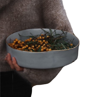 Pelēka porcelāna lielā bļoda