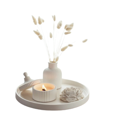 Dāvanu komplekts ar aromātisko sveci, lielu paplāti, vāzi un peonijas ziedu