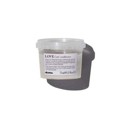 LOVE CURL kondicionieris cirtu pastiprināšanai