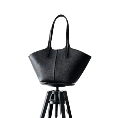 Melna ādas plecu soma TOTE