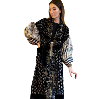 Zīda brīva piegriezuma kleita