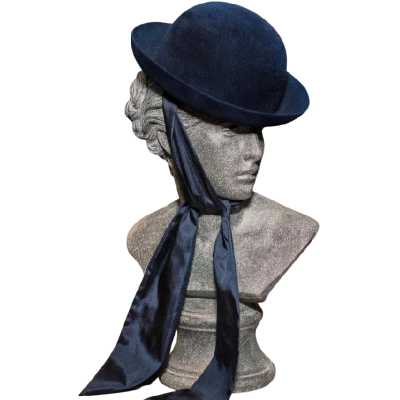 Tumši zila couture stila cepure ar lenti