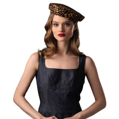 Berete ar leoparda rakstu